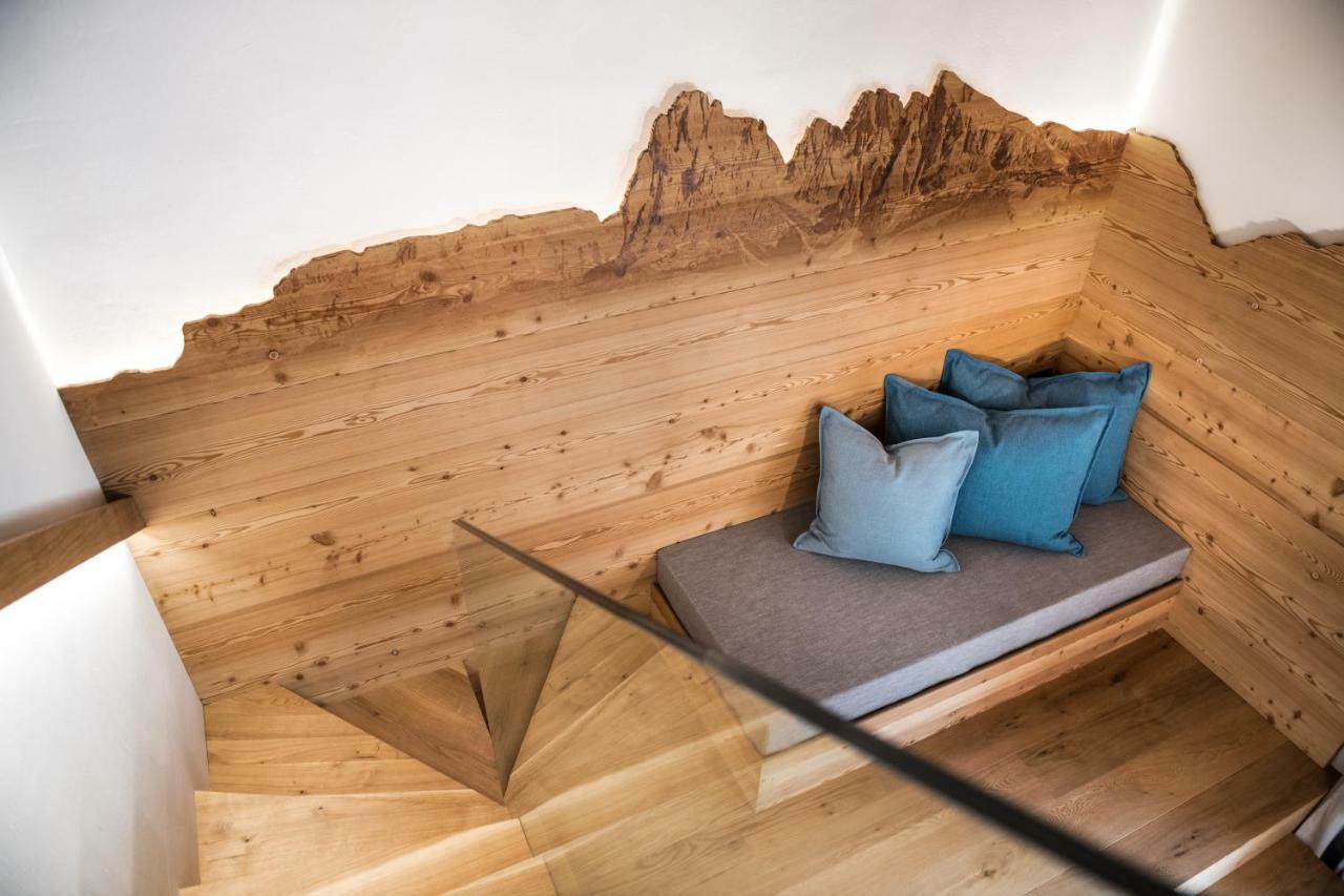 Les Dolomites Mountain Lodges San Martino in Badia Exterior foto